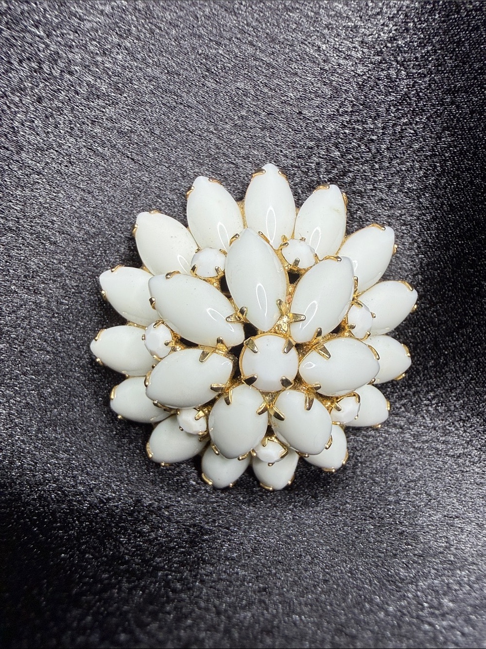 Vintage Milk GlassElegant White Floral Cluster Brooch with Gold Accents